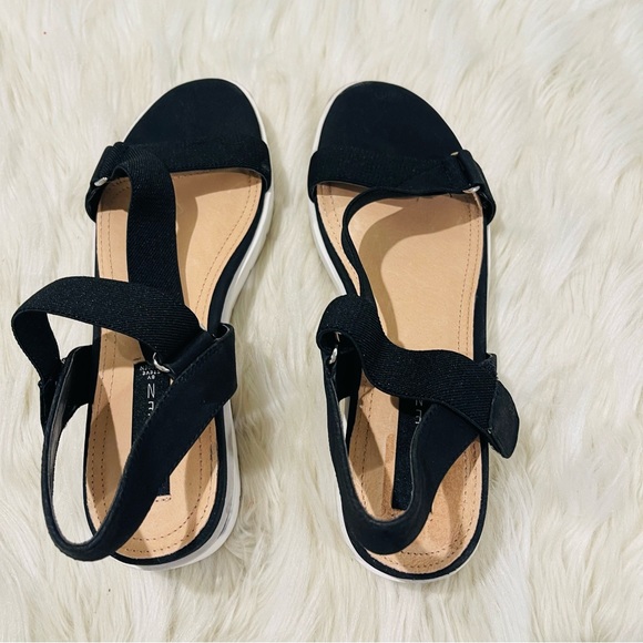 Women’s Steven by Steven Madden Gitty Wedge Black Sandals Size 8.5 US! - Picture 10 of 11